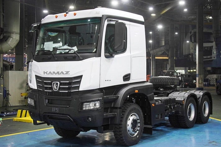 В Татарстане собрали новый тяжёлый тягач КамАЗ К5