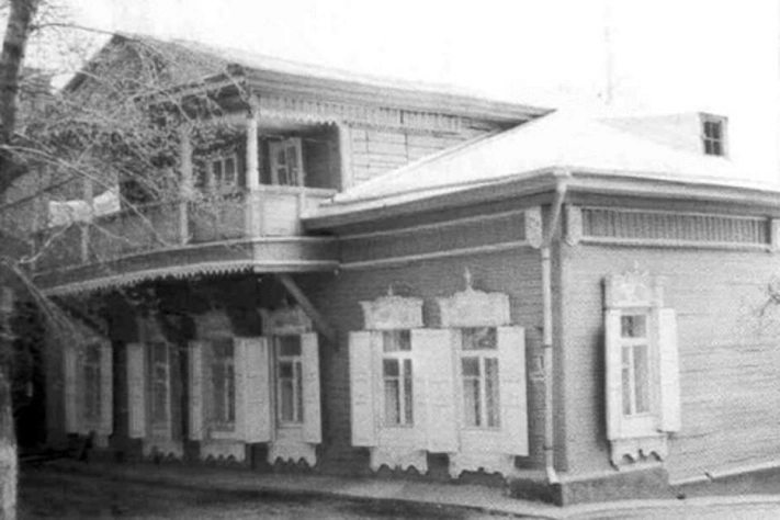 Заброшенный исторический особняк в Новосибирске обрёл владельца