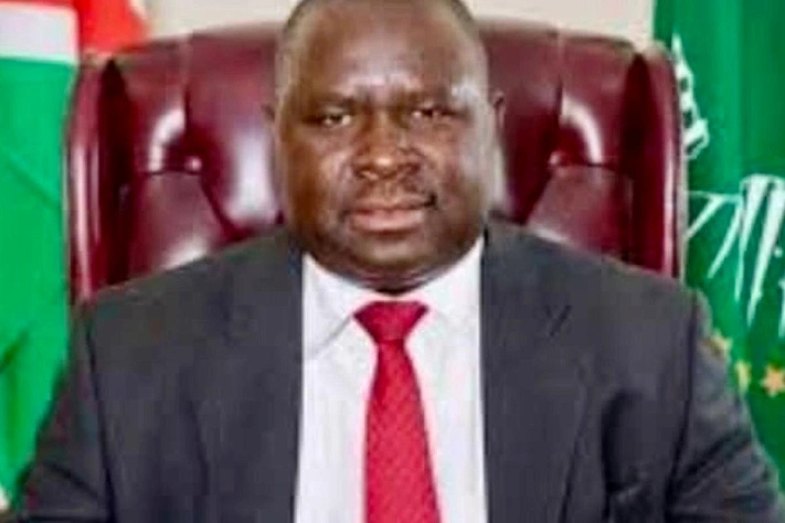 Адольф Гитлер Уунона уверенно идёт к новой победе в Намибии