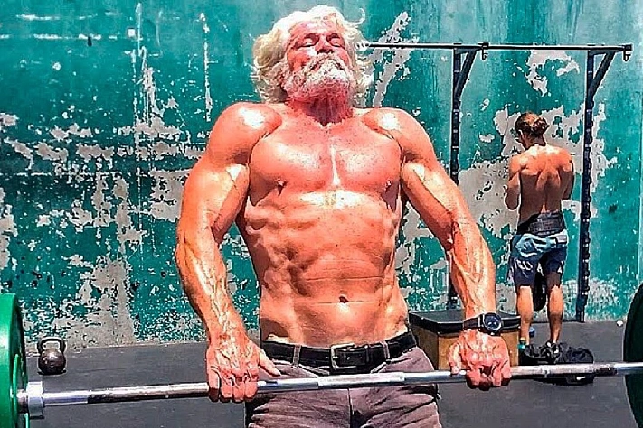 Почему после 60 лет человек теряет силу