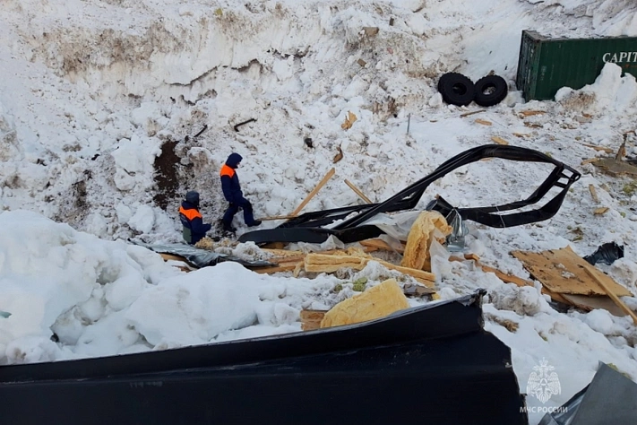 Группа туристов на Камчатке попала под сошедшую лавину