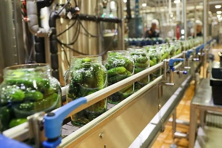 Россия обновила рекорд по экспорту консервированных огурцов