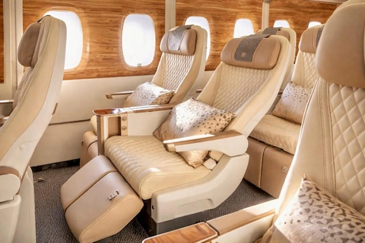 В Emirates расширяют премиум-эконом и делают ставку на середину