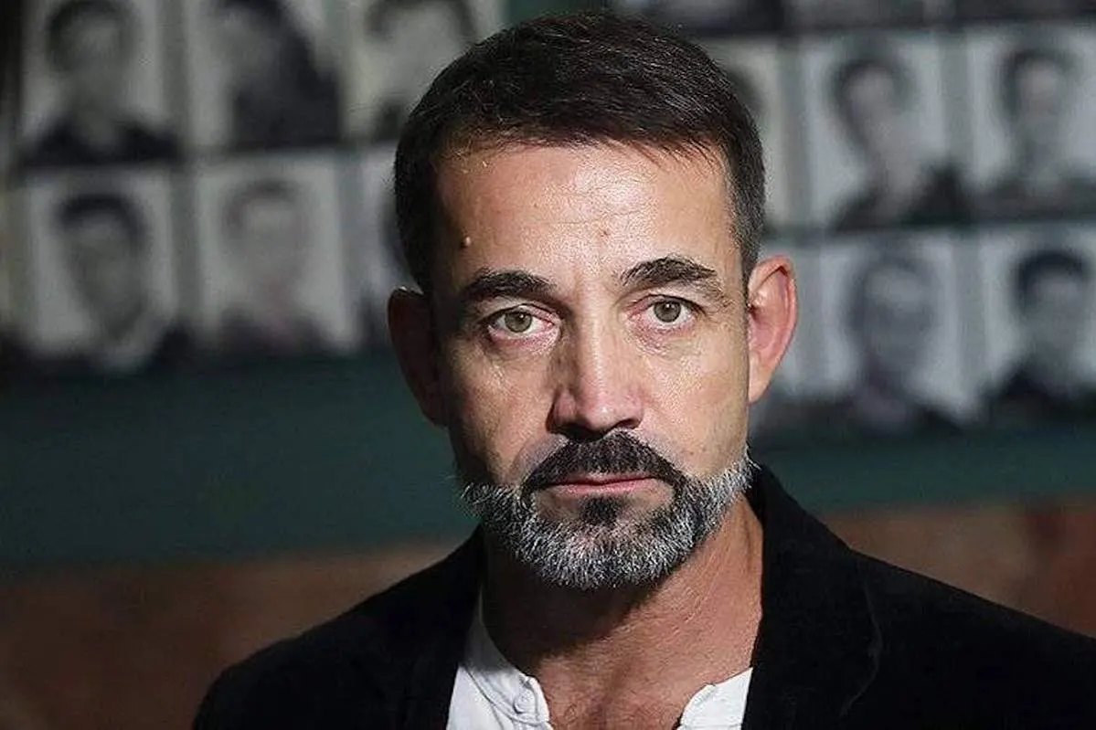 Дмитрий Певцов прокомментировал историю со своим портретом