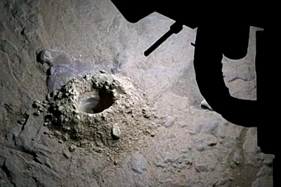 nasa проводит редкий «мокрый» эксперимент на марсе и ищет следы сложной органики