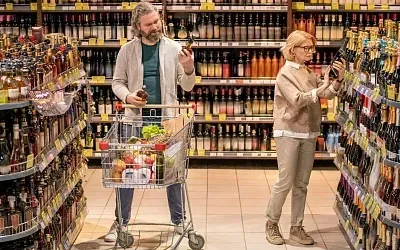 Несмотря на ограничения, на Вологодчине продолжают выпивать