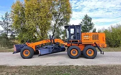 Брянский «Арсенал» выводит на рынок тяжёлый автогрейдер АГ-250
