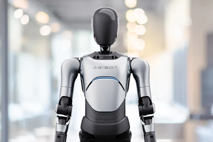 Компания AgiBot стала мировым лидером по продажам человекоподобных роботов
