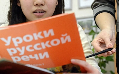 Полиция начала проверку вуза в Бурятии на массовую выдачу фиктивных сертификатов мигрантам
