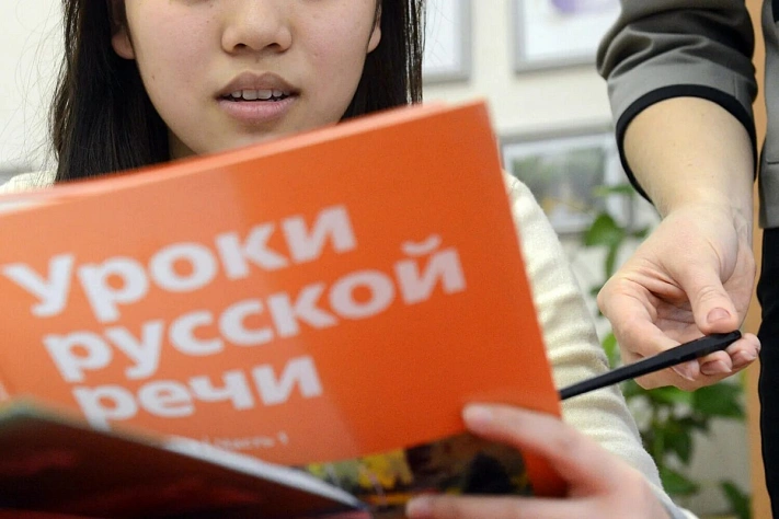 Полиция начала проверку вуза в Бурятии на массовую выдачу фиктивных сертификатов мигрантам