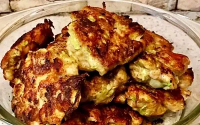 Рубленные куриные котлеты с кабачками: лёгкий и сочный рецепт