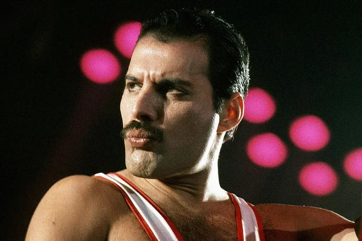 Фредди Меркьюри может вернуться на сцену