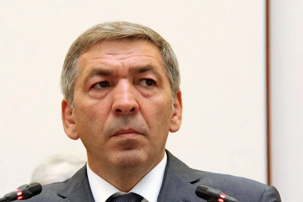 Экс-премьер Дагестана приговорён к 13 годам колонии за взятки