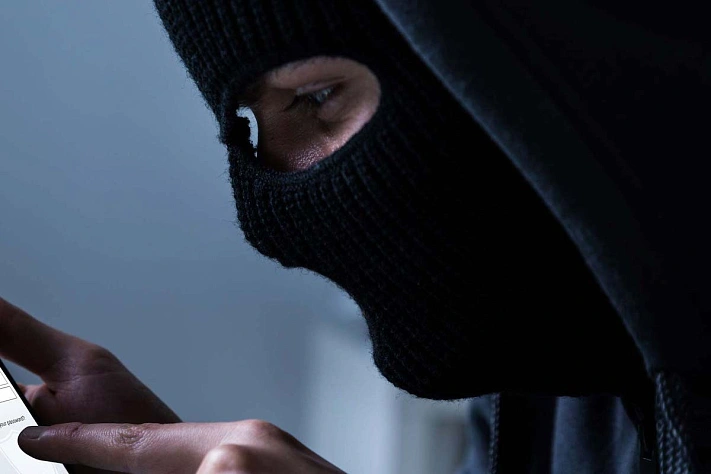 Мошенники теперь звонят от лица УК с акцентом мигрантов