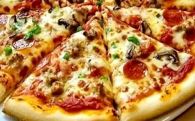 Рецепт вкусной домашней пиццы: готовим легко и с удовольствием