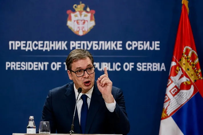 Вучич заговорил об отставке на фоне протестов