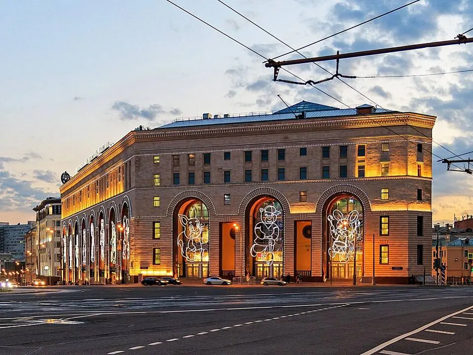 В ЦДМ в Москве произошел взрыв