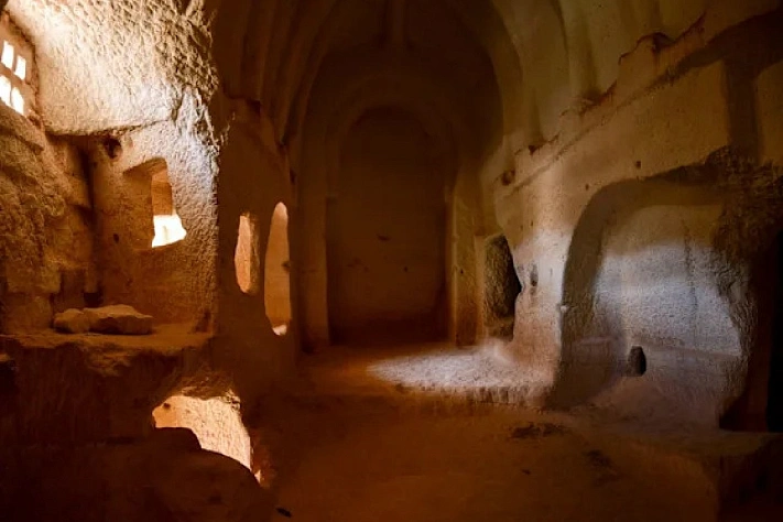 В египетской пустыне обнаружен затерянный монастырь