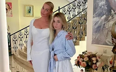 Анастасия Волочкова о молодом человеке своей дочери