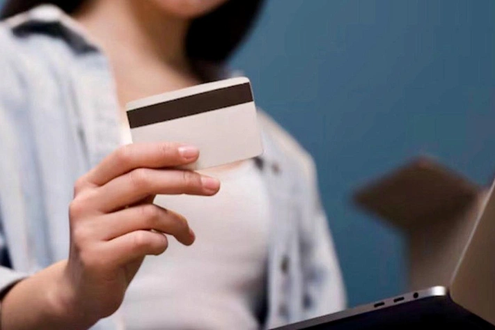 Центробанк и маркетплейсы спорят о скидках: что изменится для покупателей?