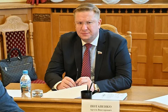 Ивановского депутата оштрафовали на пять тысяч рублей за оскорбление журналиста