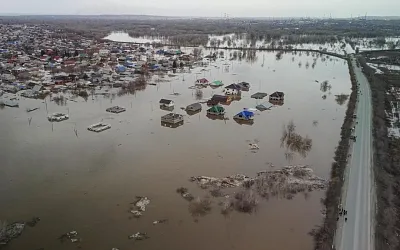 Вода в Орске начала уходить, но начало топить соседний город