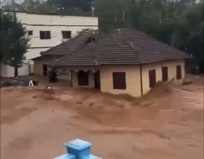 В Бразилии из-за сильнейшего наводнения погибли несколько десятков человек