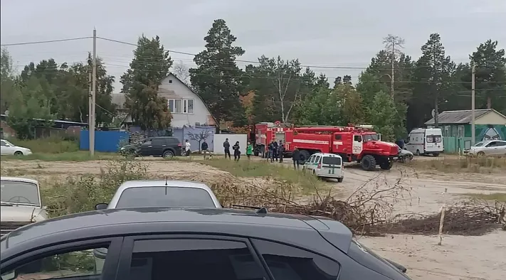 На Ямале мужчина открыл огонь по приставам