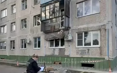 В Ленобласти оторвался балкон на котором стояла пенсионерка