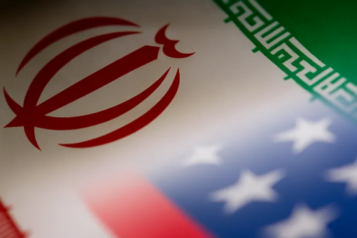 США усиливают санкции против иранской нефтяной сети