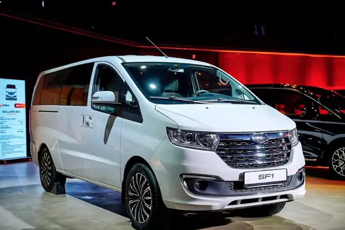 В России готовятся к запуску продаж семиместного минивэна Sollers SF1
