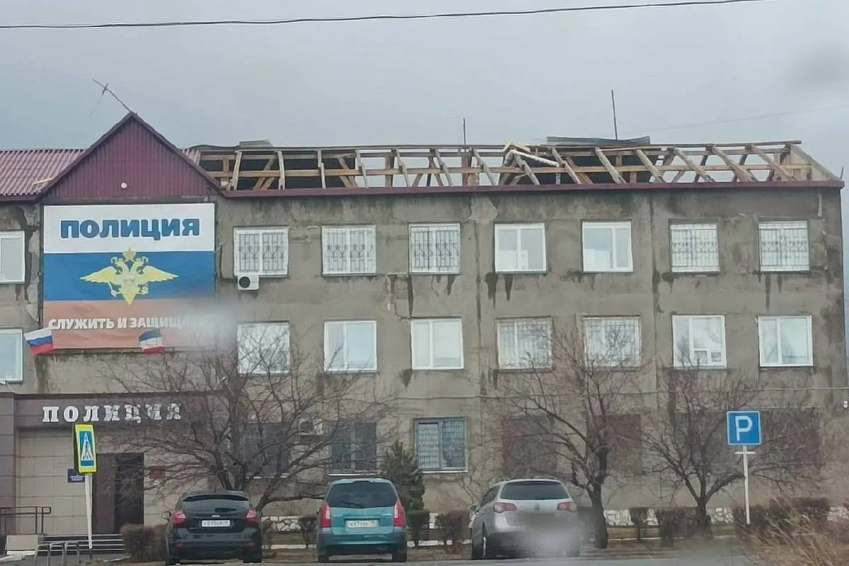 Сильный ветер оставил без света тысячи жителей Сибири
