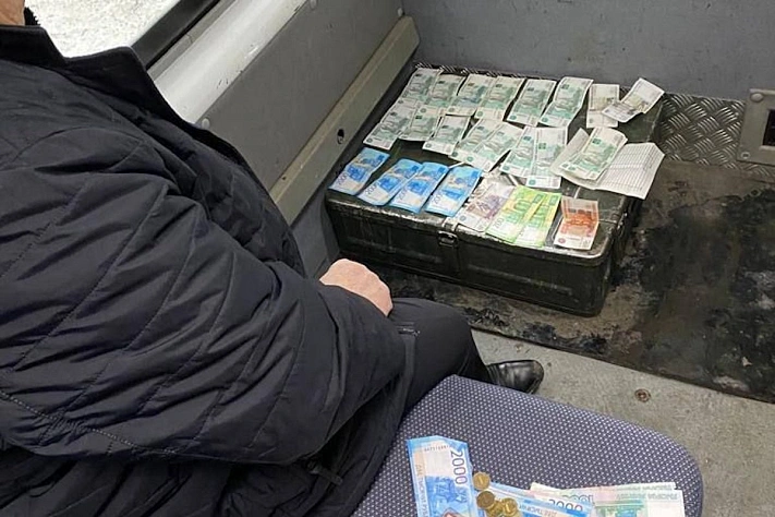 Высокопоставленного красноярского ветеринара отправили за решётку