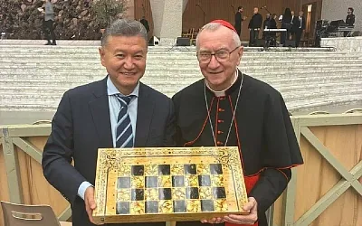 Шахматы из Дагестана привезли в Ватикан