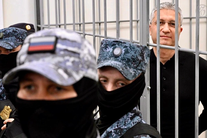 Генпрокуратура требует конфисковать активы Тимура Иванова на 1,2 млрд рублей