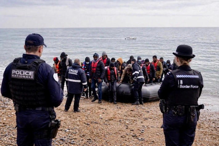Франция и Британия усиливают контроль на Ла-Манше