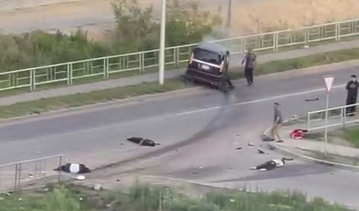 Легковушка сбила девять человек на тротуаре в Амурской области