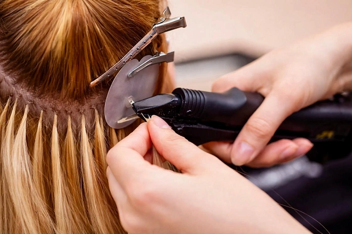 Чем опасны наращённые волосы