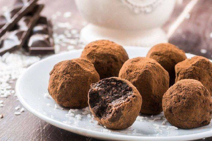 Корейские трюфели: десерт из трёх ингредиентов за 15 минут