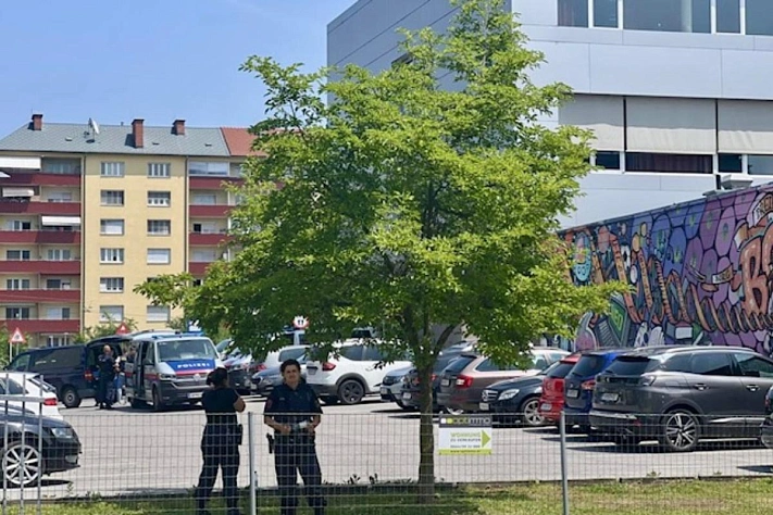Самое кровавое нападение на школу в истории Австрии: в Граце погибли не менее 10 человек