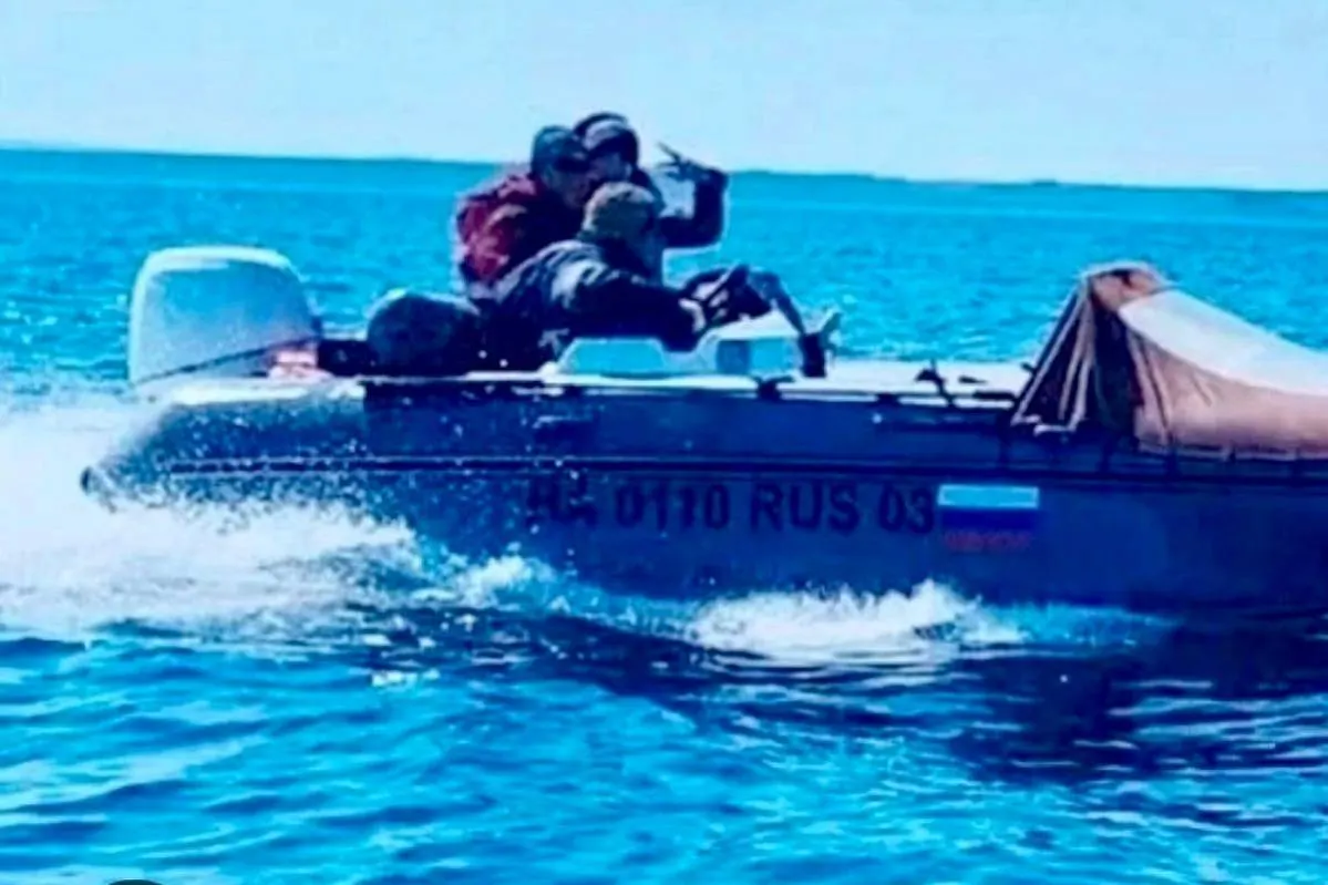 Мужчина выжил после двух месяцев дрейфа в море у берегов Камчатки