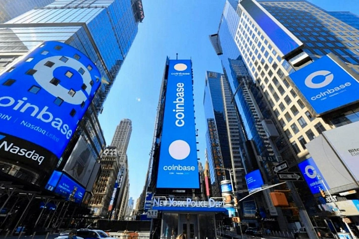 Coinbase отказалась платить хакерам и пообещала $20 млн за их поимку