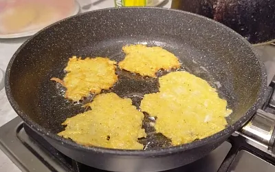 Как приготовить драники: простые и вкусные рецепты