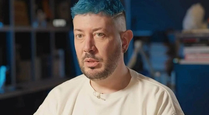 Дизайнер Артемий Лебедев стал отцом в одиннадцатый раз