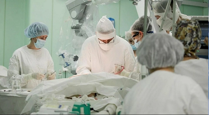 В Челябинске врачи удалили из мозга мальчика кисту с личинками паразита