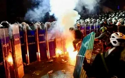 Массовые протесты в Турции после ареста мэра Стамбула Экрема Имамоглу