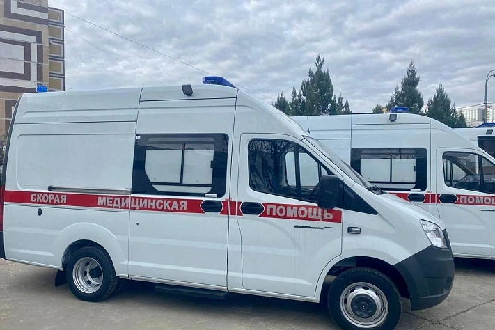 Подросток вылил на товарища бензин и поджег его