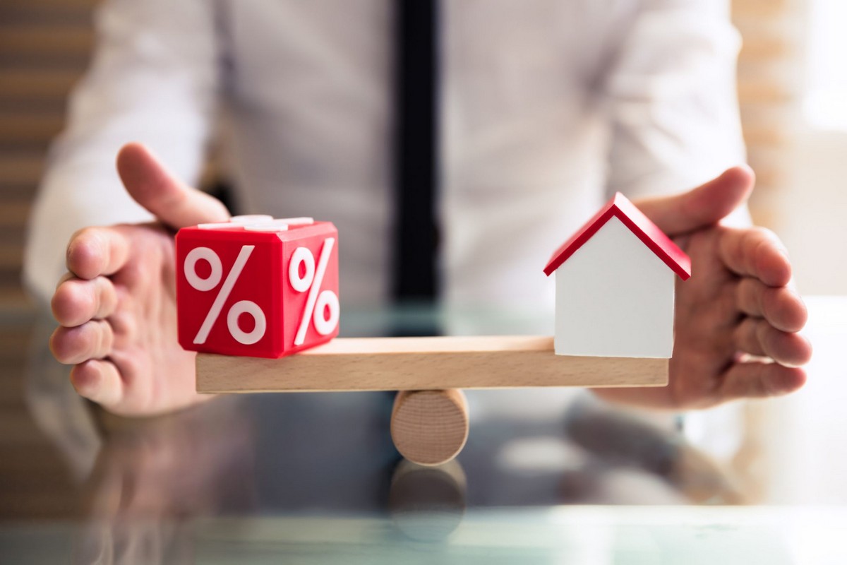 Ипотека в России подорожала до 14% 