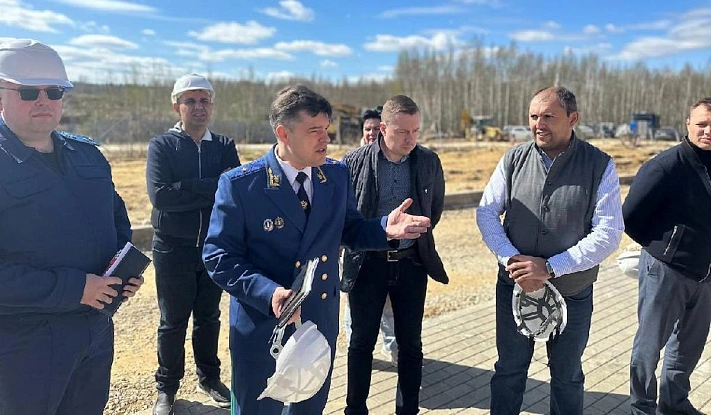 Прокурор Калужской области лично наказал виновного в срыве важной стройки