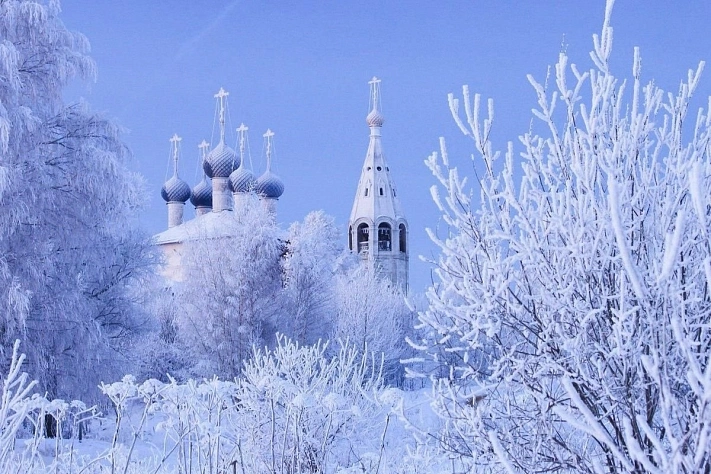 Если в Сочельник Крещения ночь морозная — будет жаркое лето